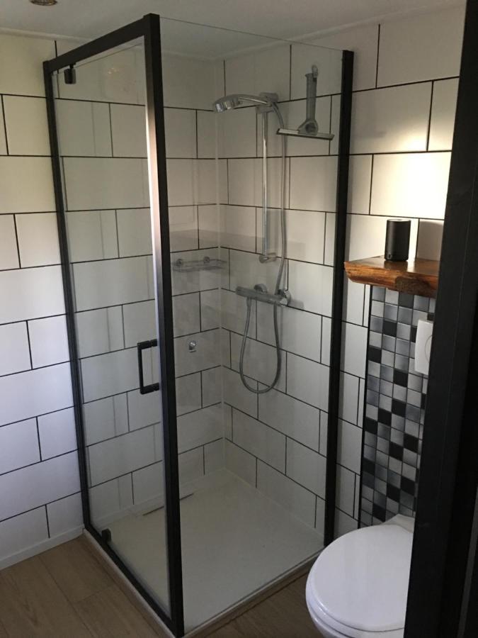 Hotel Glamping Aan De Thoolse Kust Poortvliet Esterno foto