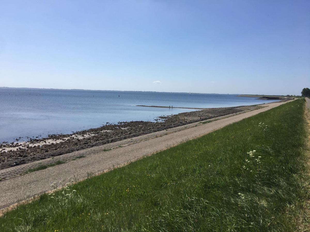 Hotel Glamping Aan De Thoolse Kust Poortvliet Esterno foto